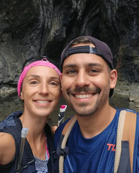 Marie et Fabien propriétaires gite bagnère de Lchon